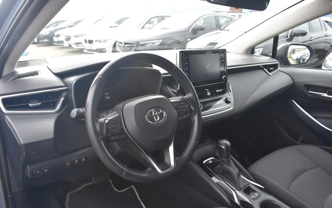 Toyota Corolla cena 79400 przebieg: 99118, rok produkcji 2019 z Nowogard małe 667